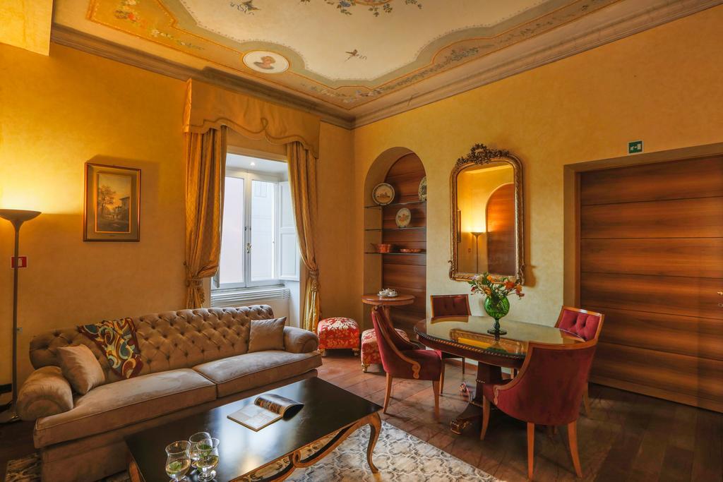 Prestigious Apartment Piazza Navona Rome Exterior photo