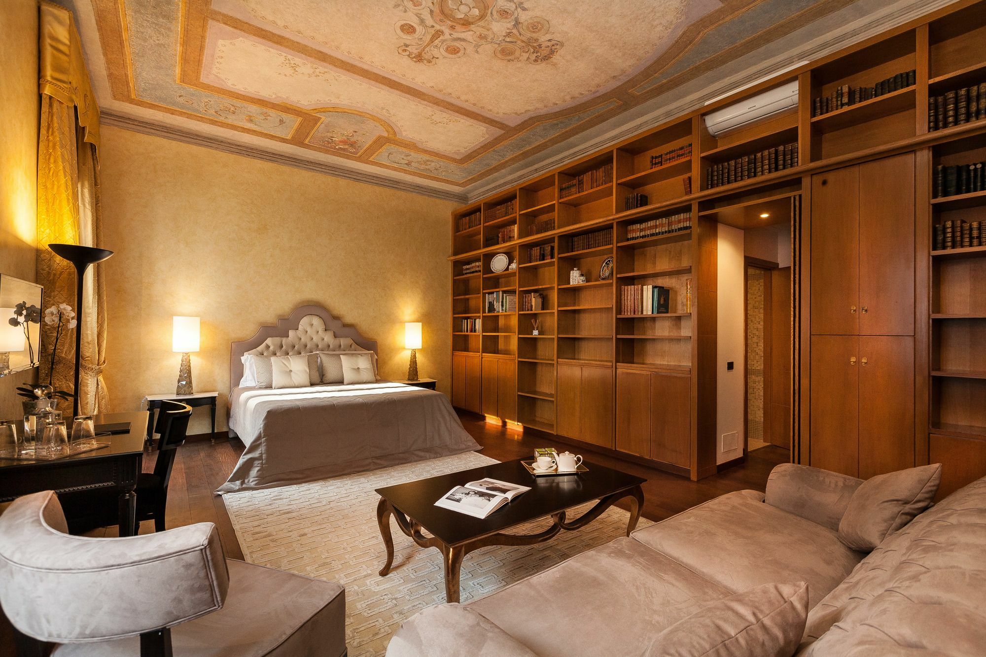 Prestigious Apartment Piazza Navona Rome Exterior photo